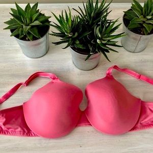 Hot Pink Warners Bra. Size: 36 B.